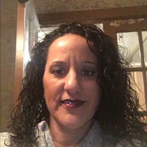 Meet your Posher, Tomi